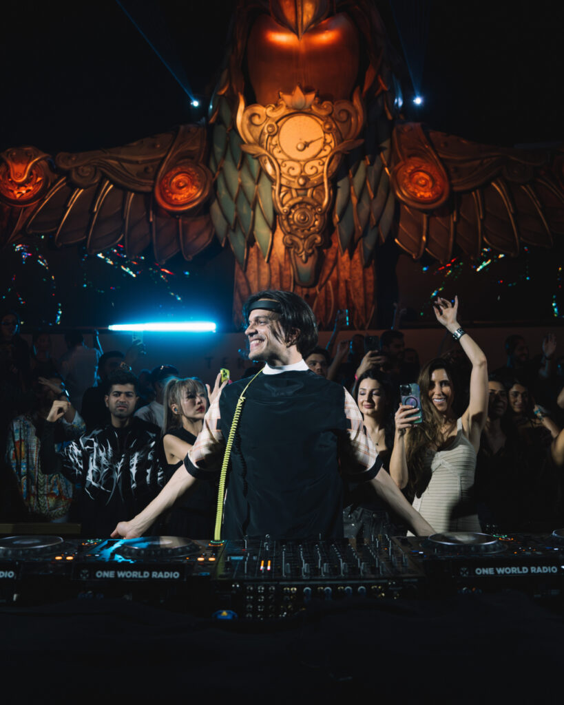 Bratislava zažije výnimočný audiovizuálny moment. Do Tipos Arény mieri orchester a svetová hviezda DJ ARGY