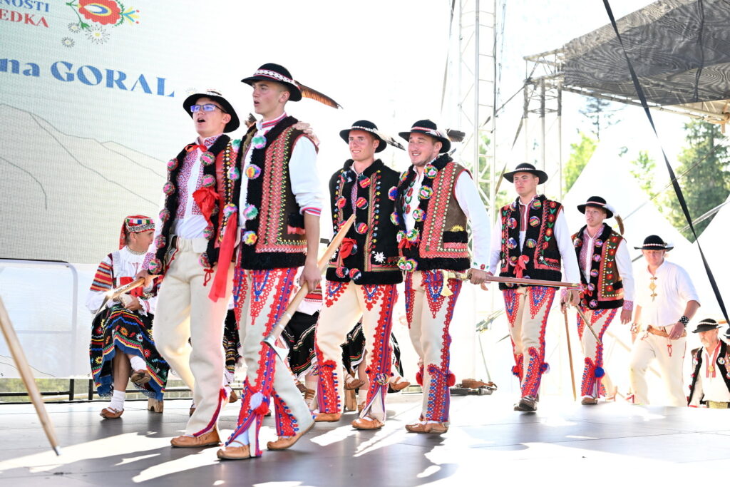 Jubilejné 30. Goralské folklórne slávnosti sa už blížia: Zažite v Bachledke nezabudnuteľné spojenie tradícií a hviezdneho programu